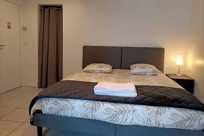 Image de Charmant bas de villa T3, 60m2 avec jardin privé et espace piscine