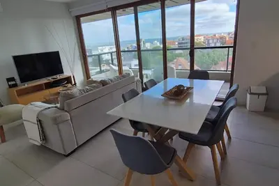 Image de Premium apartment 2 minutes from the beach, heated swimming pool, spa, fitness center