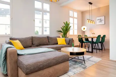 Image de ☆Smart Home - Wuppertal - Perfect for 5 Guests! - Central - Parking - Netflix