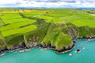 Image de Y LLaethdy - 2 Bedroomed Farm Cottage with Stunning Coastal Views