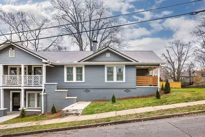 Image de Avondale Trio Estate - Entire Building/Groups/WiFi