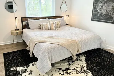 Image de Vulcan's 4 private unit combo - 4 Br/WiFi/Pets