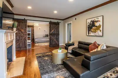 Image de Garden Haven - Family/WiFi/Fenced Backyard/Pets