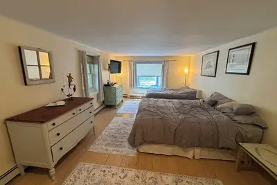 Image de Charming 1-bedroom house in W. Falmouth w yard, near Chapoquoit Beach, bike path