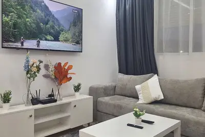 Image de Appartement Cosy moderne avec une décoration artisanale traditionnelle