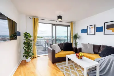 Image de 10% Off | City Views | Gated Parking | Balcony