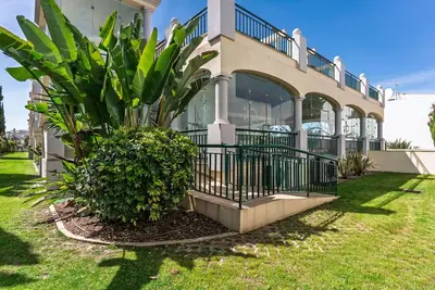 Image de Spacious & Bright T3 in Guia with shared Pool