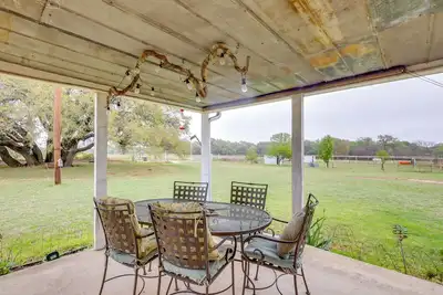Image de Working 96-Acre Texas Ranch Escape w/ Horses, Cows