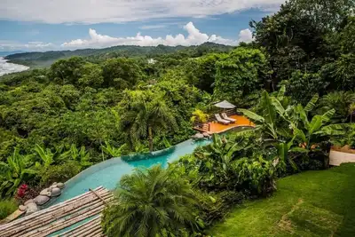 Image de Spacious 7-bedroom villa in tranquil Mal Pais witj incredible Ocean Views