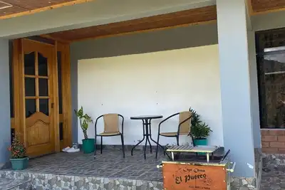 Image de Only 3 blocks from the land terminal! Ideal house for a vacation