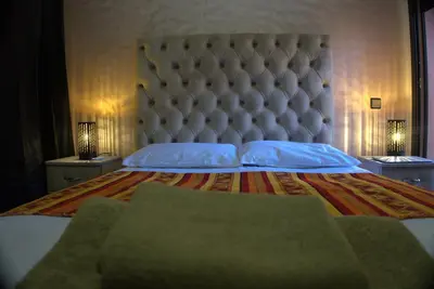 Image de Dar Lakbira-bedroom apartment with WiFi and Pool, Ac in delightful Marrakech