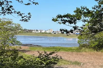 Image de Charming cottage in Biddeford Pool w/ beautiful views and 4 min. walk to beach.