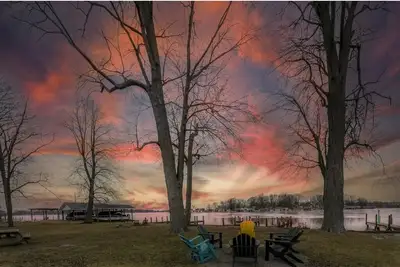 Image de Serene 2-bedroom house on Indian lake