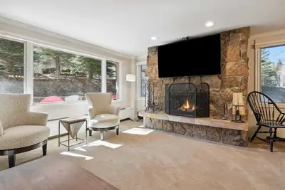 Image de Lodge Tower 199 2br  at the base of Vail Mountain