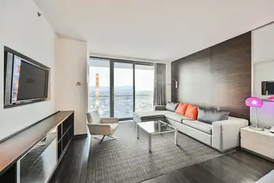 Image de Svs: Sunset View Studio | Open Balcony | Resort Amenities | Palms Place