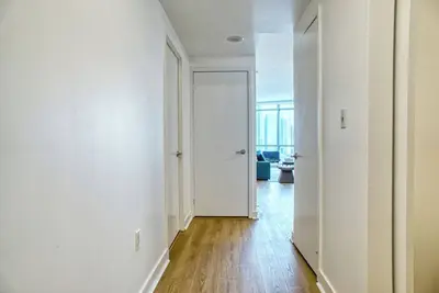 Image de Amazing Large 3 Bed 2 Bath Luxury Downtown Condo with Parking and Beautiful View