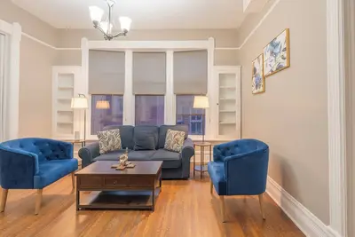 Image de 7br Apartment City Escape Near Cubs + Laundry Ready