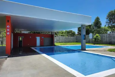 Image de Modern, cozy 3 bedroom house in a 24/7 gated secured community.