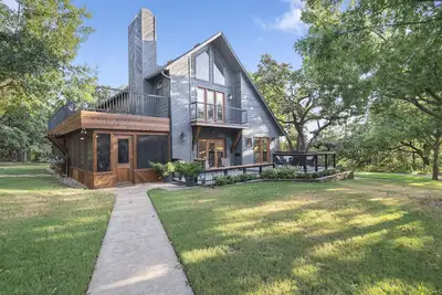 Image de Luxury Lakeview Texoma Getaway: Fire Pits, Hammocks, Games, Wildlife, Room for 18 on 3 Private Acres