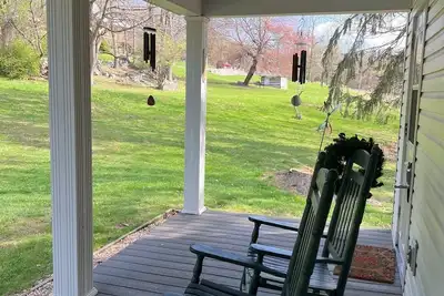 Image de Historic farmhouse - scenic views, steeped in history