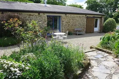 Image de Gîte avec jardin en pleine campagne