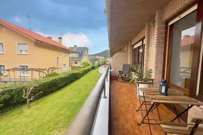 Image de Beachfront with private garden La Galerna 17000