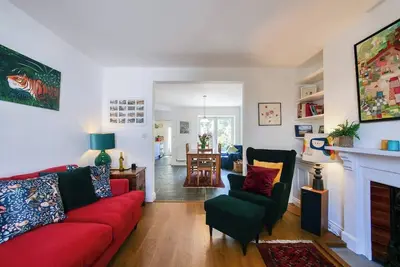 Image de Historic Townhouse with Garden & Parking