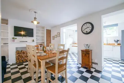 Image de Family-friendly Townhouse with Views & Garden