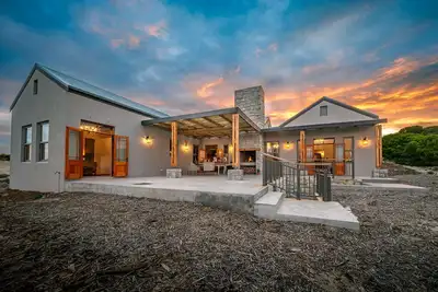 2-bedroom house in awesome Gansbaai with WiFi