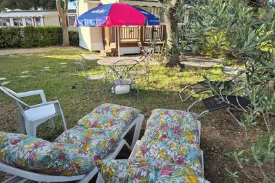 Image de Mobilhome tout confort 6 à 8 personnes avec terrasse couverte au Lac des Rêves