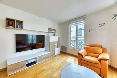 Image de Carlos * logement au pied du Gros Horloge! *