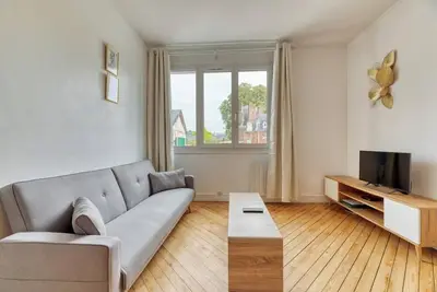 Image de Saint Maur * F2* beau logement entier