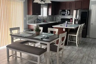 Image de Charming 3-bedroom house with WiFi, Ac in delightful Fresno