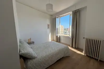 Image de Appartement proche mer, ville et commodités, refait avec goût!