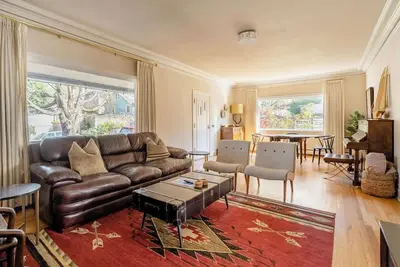 1923 Vintage Home in Belmont ~Near Coffee & Brunch
