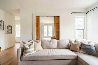 Image de 2br Flat - Walk to Nw 23rd Shops & Cafes