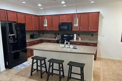 Image de 3-bedroom house in quiet gated community to enjoy the serene beauty of Marana