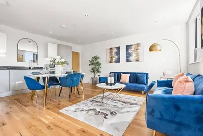 Image de Jewellery Quarter Penthouse | 3 Beds | Contractors