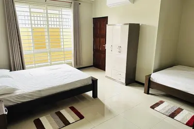 Charming 1-bedroom Jasmin apartment in delightful Paramaribo with WiFi, Ac