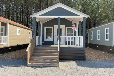 Image de Tiny Homes for Rent, minutes to the Casino, Golf Course & Water Park