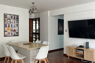 Fabulous 3-bedroom apartment with Free WiFi in the heart of Miraflores