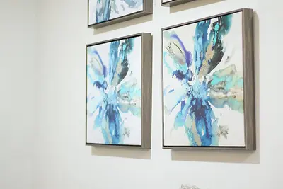 Chic Townhome Private Pool Sleeps 8+