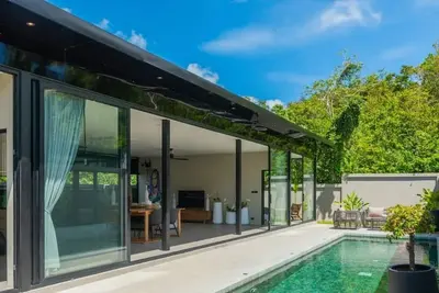 Image de Modern 2br villa in Mae Nam with pool, garden, WiFi—minutes from the beach.