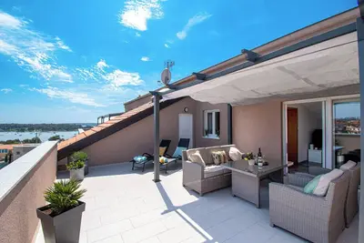 Apartment Megy  with sea view