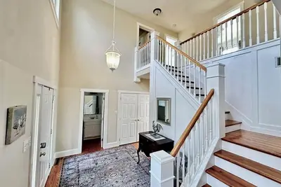 Image de Charming 4-bedroom Farmhouse with Large In-Ground Swimming Pool and River View