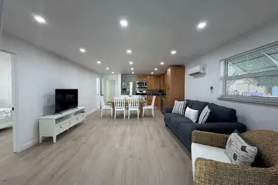 Image de Charming 2-bedroom apartment, one story, with WiFi, Ac in lovely Layton, Florida