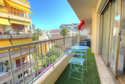 Image de Cosy 2 pièces à 5 min à pied de la plage