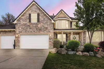 Image de Cozy 2-bedroom house in enjoyable Fruit Heights with WiFi, Ac