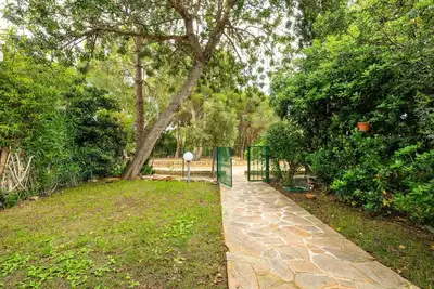 Image de Belle maison de vacances pour 6 personnes avec climatisation, Tv, patio et parking
