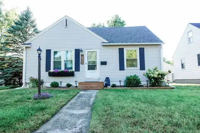 Image de Lux 3br Cozy Nook I Mins to Mayo & Dwtwn I Pets